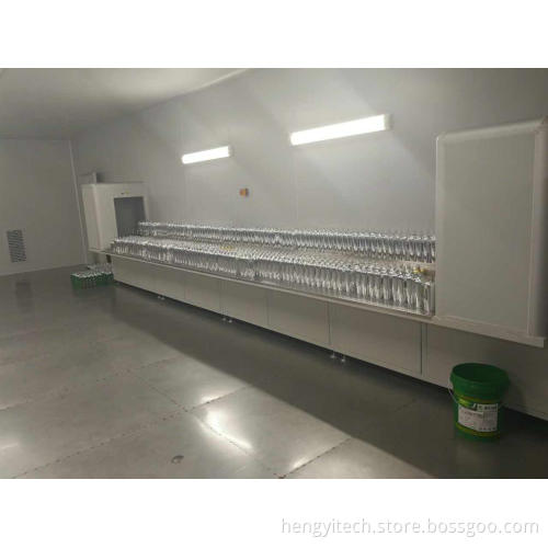 Auto painting equipment for glass bottle